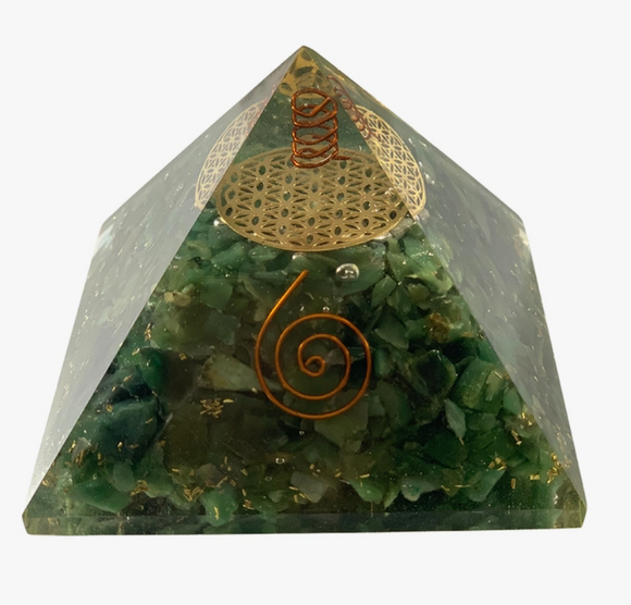 Orgone Reiki Healing Pyramid - Green Aventurine