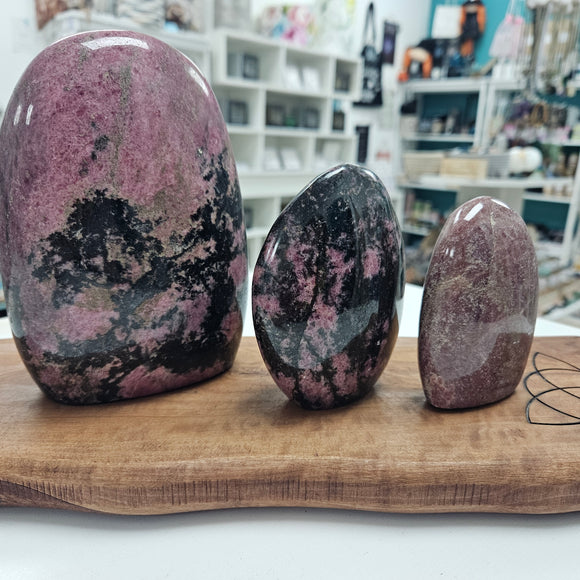 Crystals - Freeform - Rhodonite