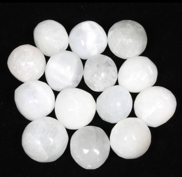 Crystals - Polished Tumble Stones - Selenite